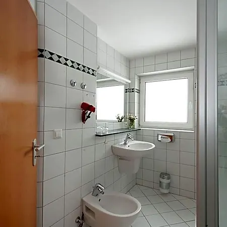 Hotel Landgasthof Hoelzle Waldstetten (Ostalbkreis)