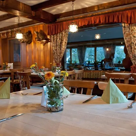 Landgasthof Hölzle 3*